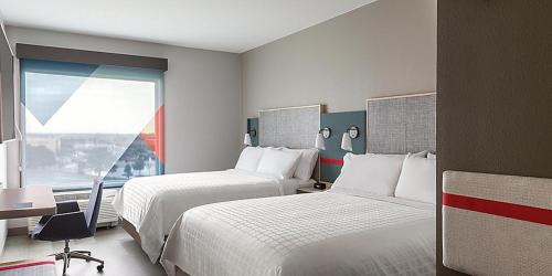 Fayetteville Hotel | avid hotel Fayetteville West by IHG