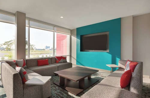 Larkwood Hotel | avid hotel Nashville Airport by IHG