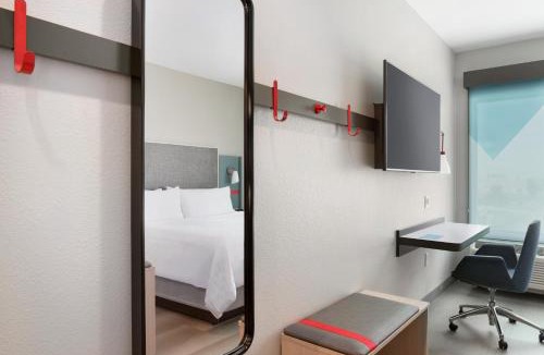 Staunton Hotel | avid hotel - Staunton by IHG