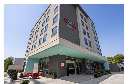 Bay Ridge Hotel | avid hotels - Brooklyn Dyker Heights by IHG