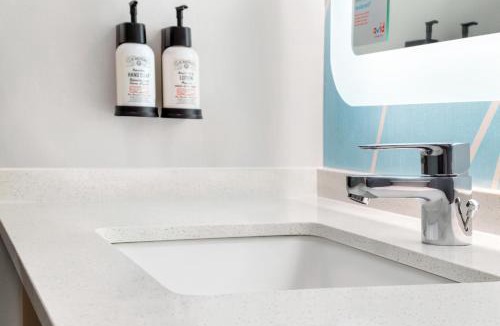 Witmer Hotel | avid hotels - Lancaster by IHG