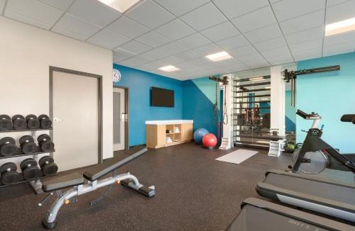 Tulsa Hotel | avid hotels - Tulsa Hills