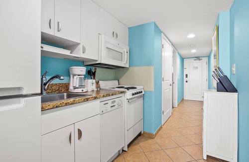 Ocean Drive Condo | Avista Resort 1503