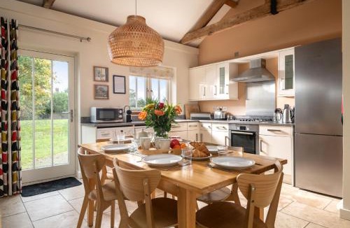 Sculthorpe House | Avocet