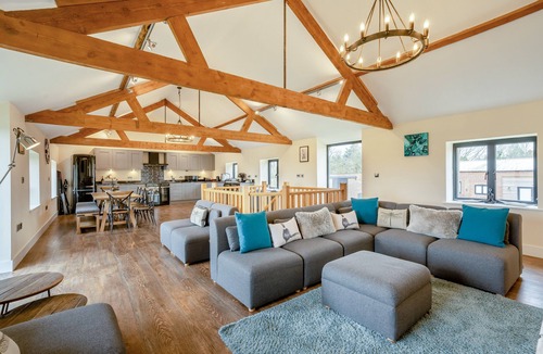 Stuckton House | Avon Mill - Five Bedroom House, Sleeps 10