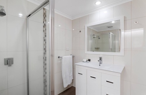 Benalla West Hotel | Avondel Motor Inn, Benalla