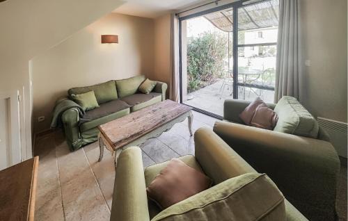 Saint-Laurent-de-la-Cabrerisse House | Awesome Home In Saint-Laurent-De-La-Ca With Wifi