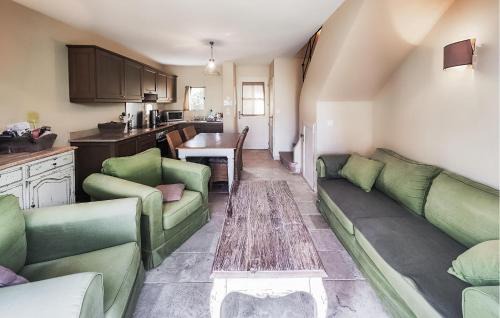 Saint-Laurent-de-la-Cabrerisse House | Awesome Home In Saint-Laurent-De-La-Ca With Wifi