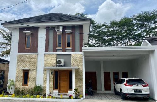 Ngaglik House | AW Lor House - Yogyakarta