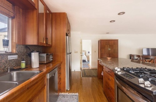 Waimea House | Awaa Place at Kamuela Heights by RedAwning