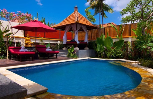 Batubelig Villa | Awan Two Bedroom Private Pool Villa in Seminyak, 5 mnts walk to the beach