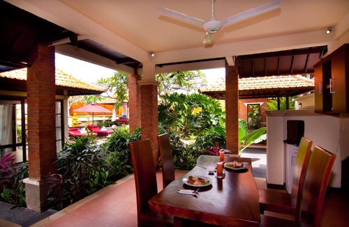 Batubelig Villa | Awan Two Bedroom Private Pool Villa in Seminyak, 5 mnts walk to the beach