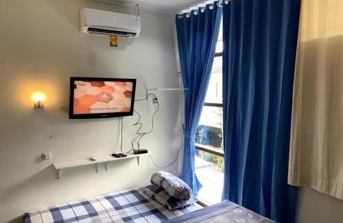 Yogyakarta House | Awana Dream Whole Villa, 4bedroom 10pax , 5min to Alun Alun, Kraton, Malioboro bdc