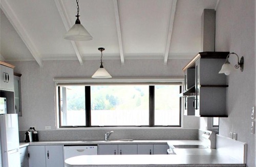 Taumarunui House | Awanui BnB