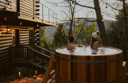 Julian House | Award-Winning A-Frame with Views and Cedar Hot Tub