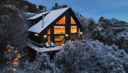 Julian House | Award-Winning A-Frame with Views and Cedar Hot Tub