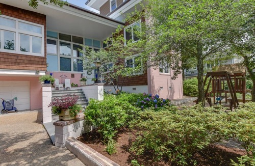 Northeast Virginia Beach House | Award Winning Ocean Front Architectural Gem n[Home Share per VA Beach Zoning]