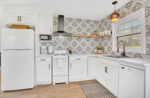 Oologah Cottage | Away from the bustle of the city, close to the lake, perfect for families