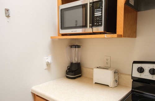 Blairsville Cabin | Awe-Inspiring Views, Fireplace, Patio & King Bed!