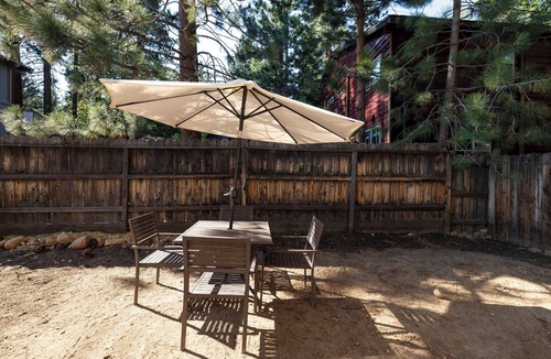 Incline Village Cottage | Awesome 2-bedroom cottage in welcoming Incline Village