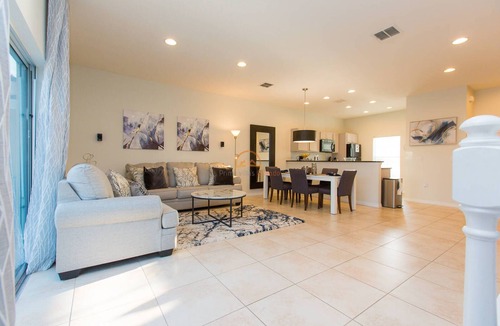 West Kissimmee House | Awesome 3BR 2.5BA Townhome Free Tub not overlooked
