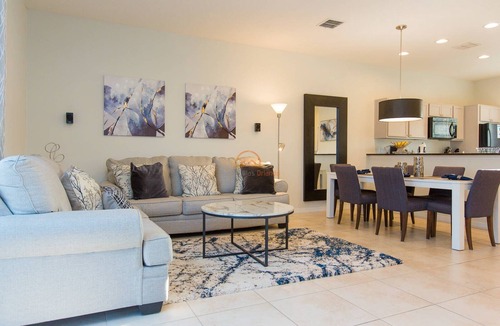 West Kissimmee House | Awesome 3BR 2.5BA Townhome Free Tub not overlooked