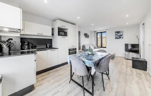 Saint-Benoit-des-Ondes Apartment | Awesome Apartment In Saint-Benoit-Des-Ondes