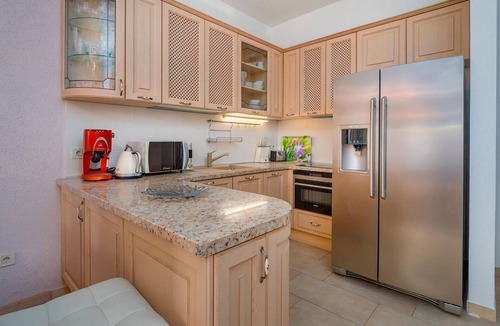 Donji Kraj Apartment | Awesome apartment in Moscenicka Draga with WiFi
