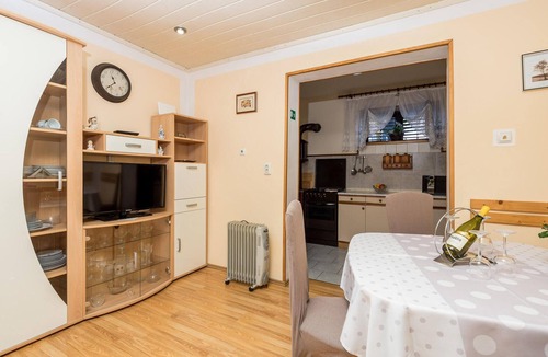 Sveti Juraj Apartment | Awesome apartment in Sveti Juraj with WiFi