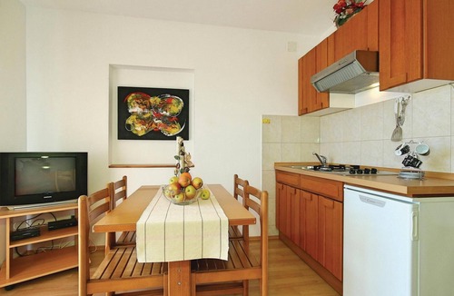Vabriga Apartment | Awesome apartment in Tar-Vabriga with WiFi