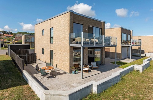 Tejn Apartment | Awesome apartment in Allinge with WiFi