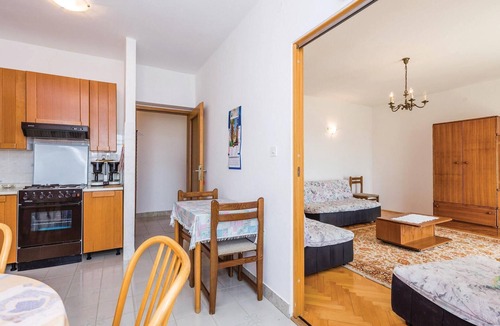 Barbat na Rabu Apartment | Awesome apartment in Barbat with WiFi