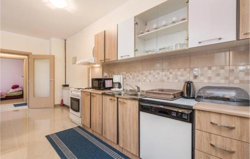 Veli Brgud Apartment | Awesome Apartment In Bresca