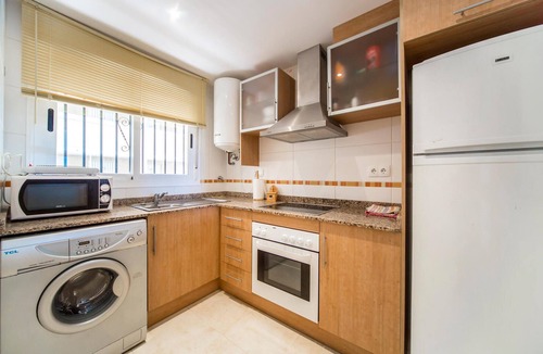 Cabanes Apartment | Awesome apartment in Cabanes with swimming pool