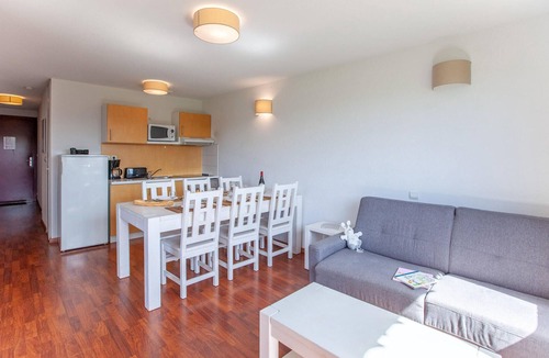 Cassen Apartment | Awesome apartment in Cassen with swimming pool