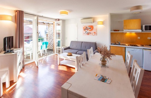 Cassen Apartment | Awesome apartment in Cassen with swimming pool