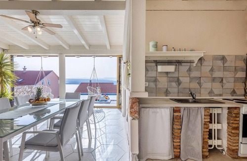 Klanfari Apartment | Awesome apartment in Dramalj with sauna