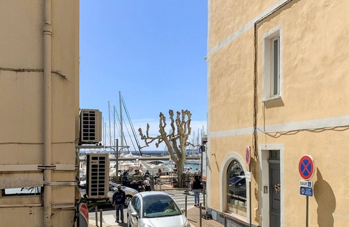 Golfe Juan Apartment | Awesome apartment in Vallauris