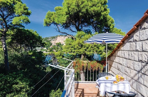 Lapad Apartment | Awesome apartment in Dubrovnik with WiFi