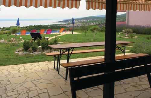 Klenovica Apartment | Awesome apartment in Klenovica with WiFi