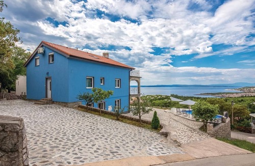 Klenovica Apartment | Awesome apartment in Klenovica