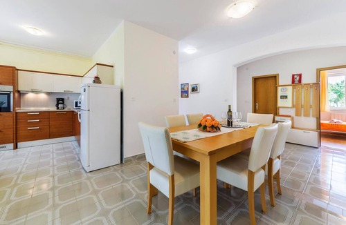 Sumber Apartment | Awesome apartment in Nedescina