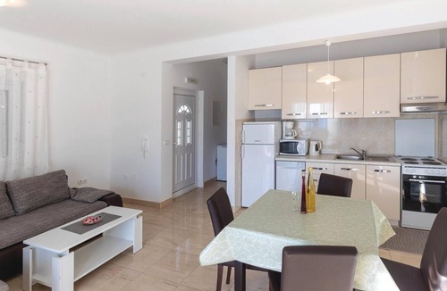Komarna Apartment | Awesome apartment in Klek with WiFi
