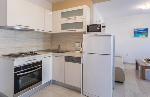 Komarna Apartment | Awesome apartment in Komarna with WiFi