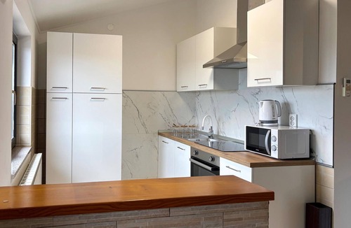 Mali Vareski Apartment | Awesome apartment in Krnica with WiFi