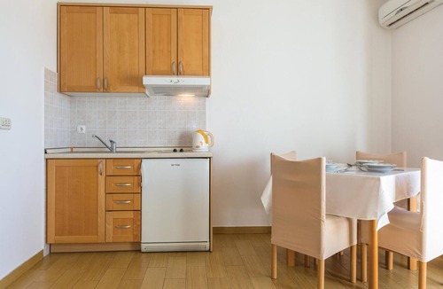 Makarska Apartment | Awesome apartment in Makarska with WiFi