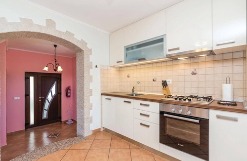 Medveja Apartment | Awesome apartment in Medveja with WiFi