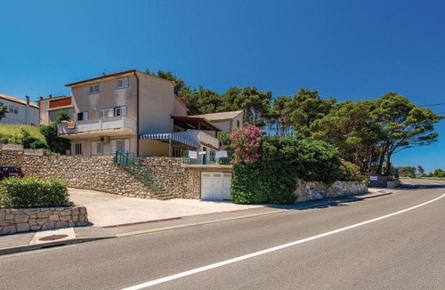 Palit Apartment | Awesome apartment in Mundanije with 3 Bedrooms and WiFi