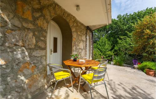 Omisalj Apartment | Awesome Apartment In Omisalj With Wifi