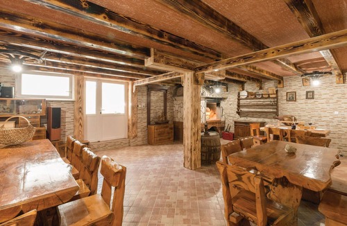 Povljana Apartment | Awesome apartment in Povljana